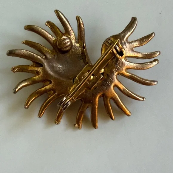 Vintage Mid Century Leaf Brooch/Gold-Tone Sunburst Brooch makers mark - Picture 4 of 4